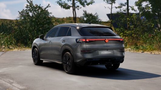 T-Roc R-Line 1.5 eTSI DSG képe