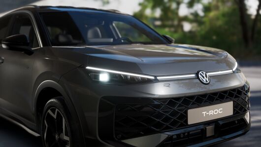 T-Roc R-Line 1.5 eTSI DSG képe