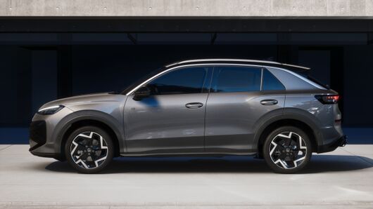 T-Roc R-Line 1.5 eTSI DSG képe