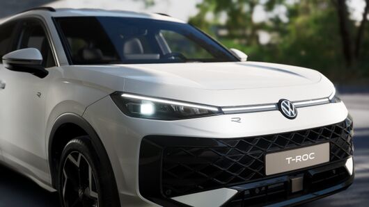T-Roc R-Line 1.5 eTSI DSG képe