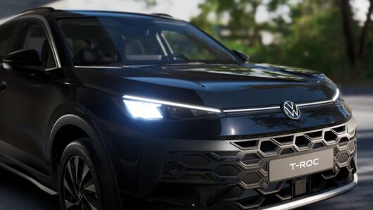 T-Roc Life 1.5 eTSI DSG képe