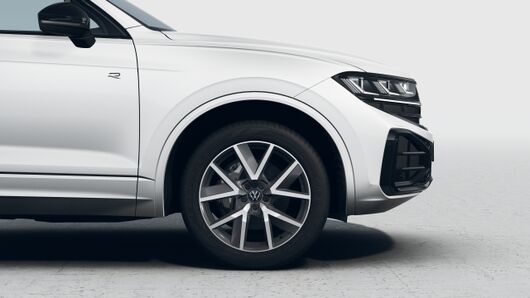 Touareg 3.0 V6 TDI R-Line Final Edition képe