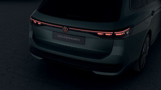 Passat Var. R-Line MAX TSI Plug-In-Hybr. képe