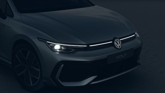Golf Variant R-Line MAX 2.0 TDI DSG képe
