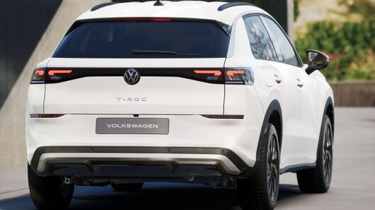 T-Roc Perfect 1.5 eTSI DSG képe