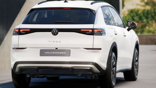 T-Roc Life 1.5 eTSI DSG képe