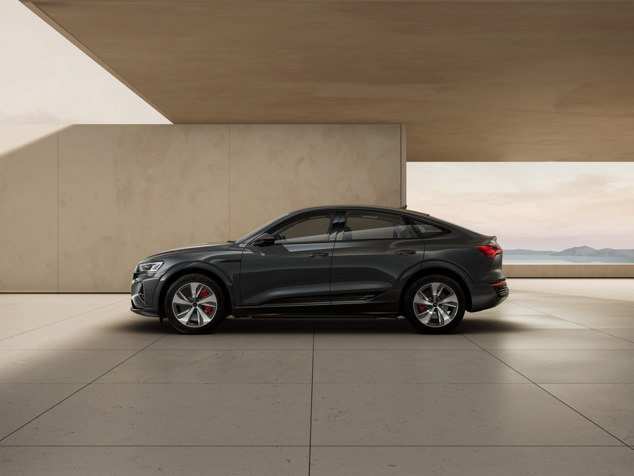 Image of a Q8 Sportback e-tron advanced