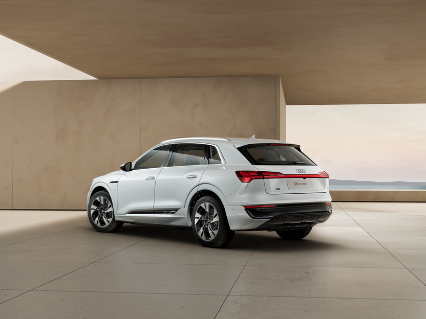 Image of a Q8 e-tron advanced