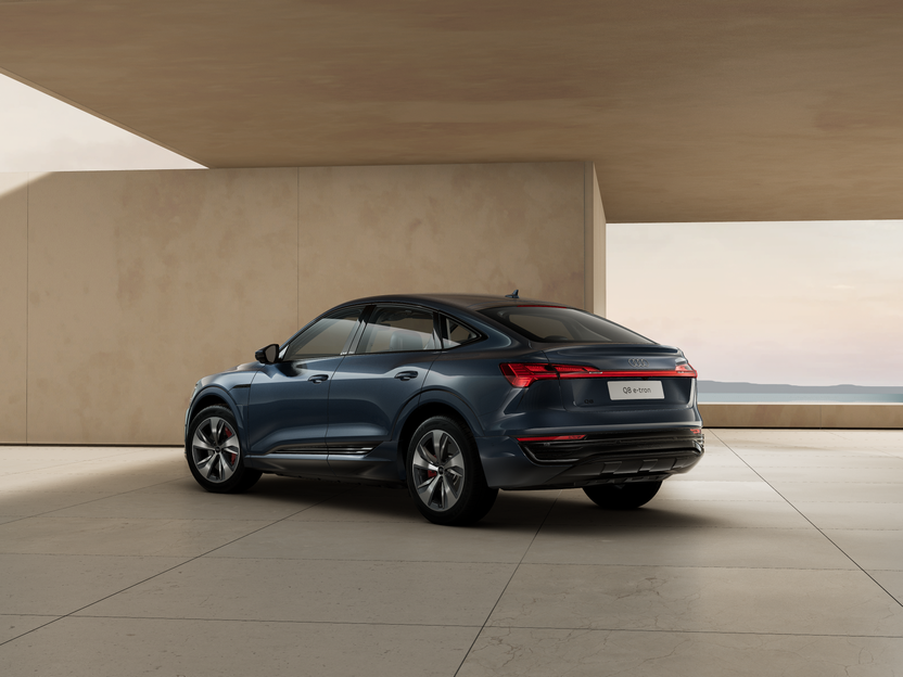 Image of a Q8 Sportback e-tron advanced