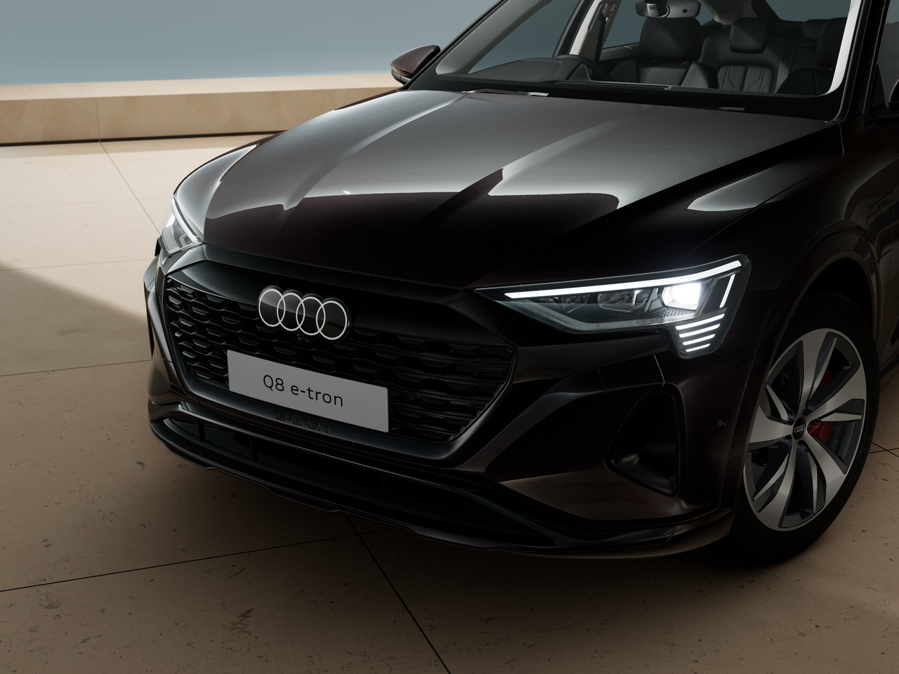 Image of a Q8 Sportback e-tron advanced