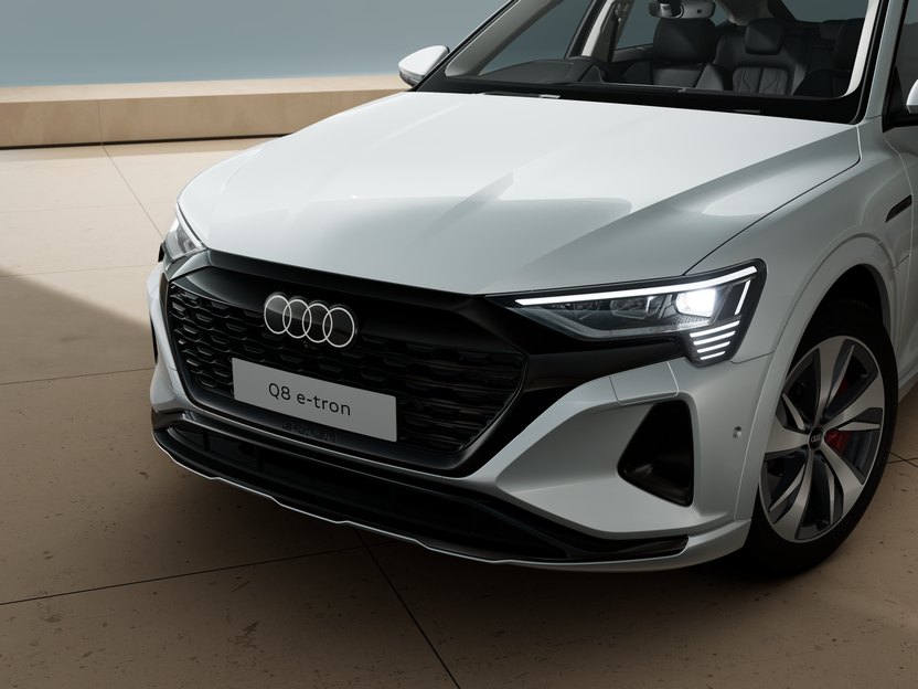 Image of a Q8 Sportback e-tron advanced