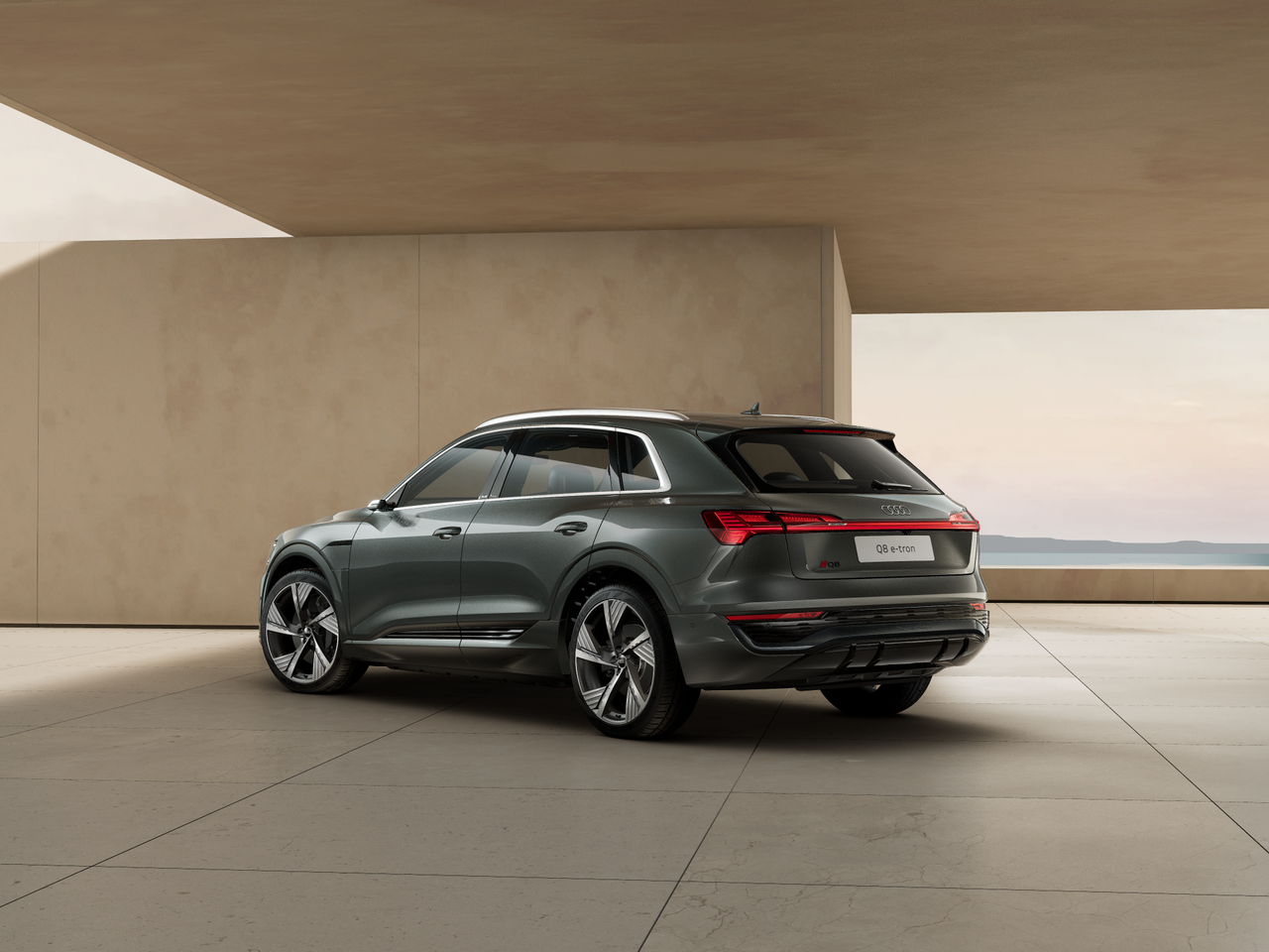 Image of a Q8 e-tron S line