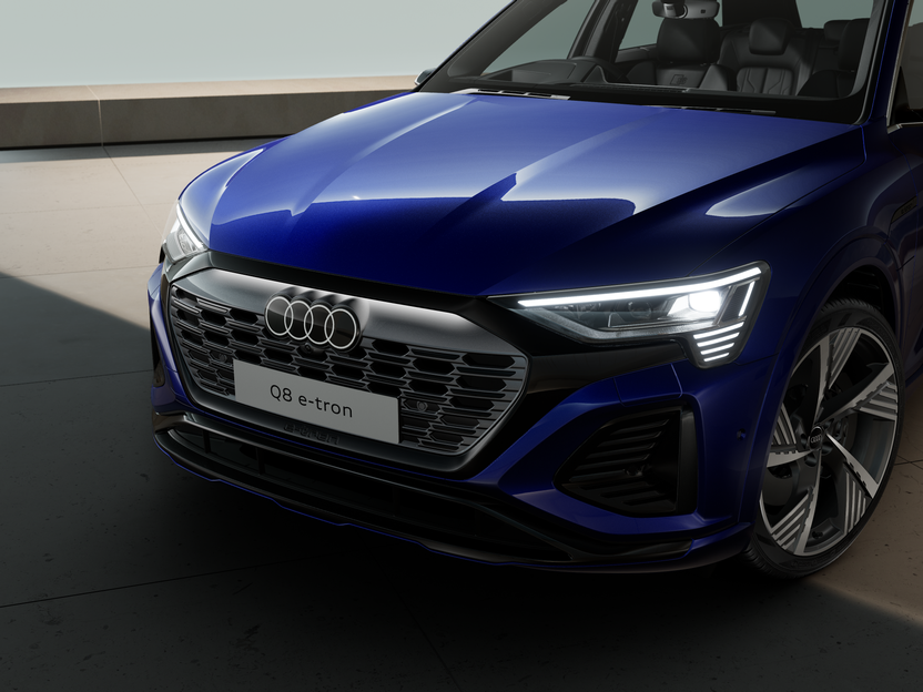 Image of a Q8 e-tron S line