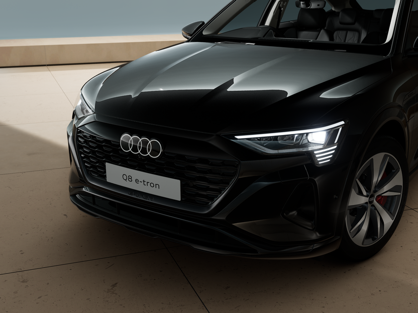 Image of a Q8 Sportback e-tron advanced