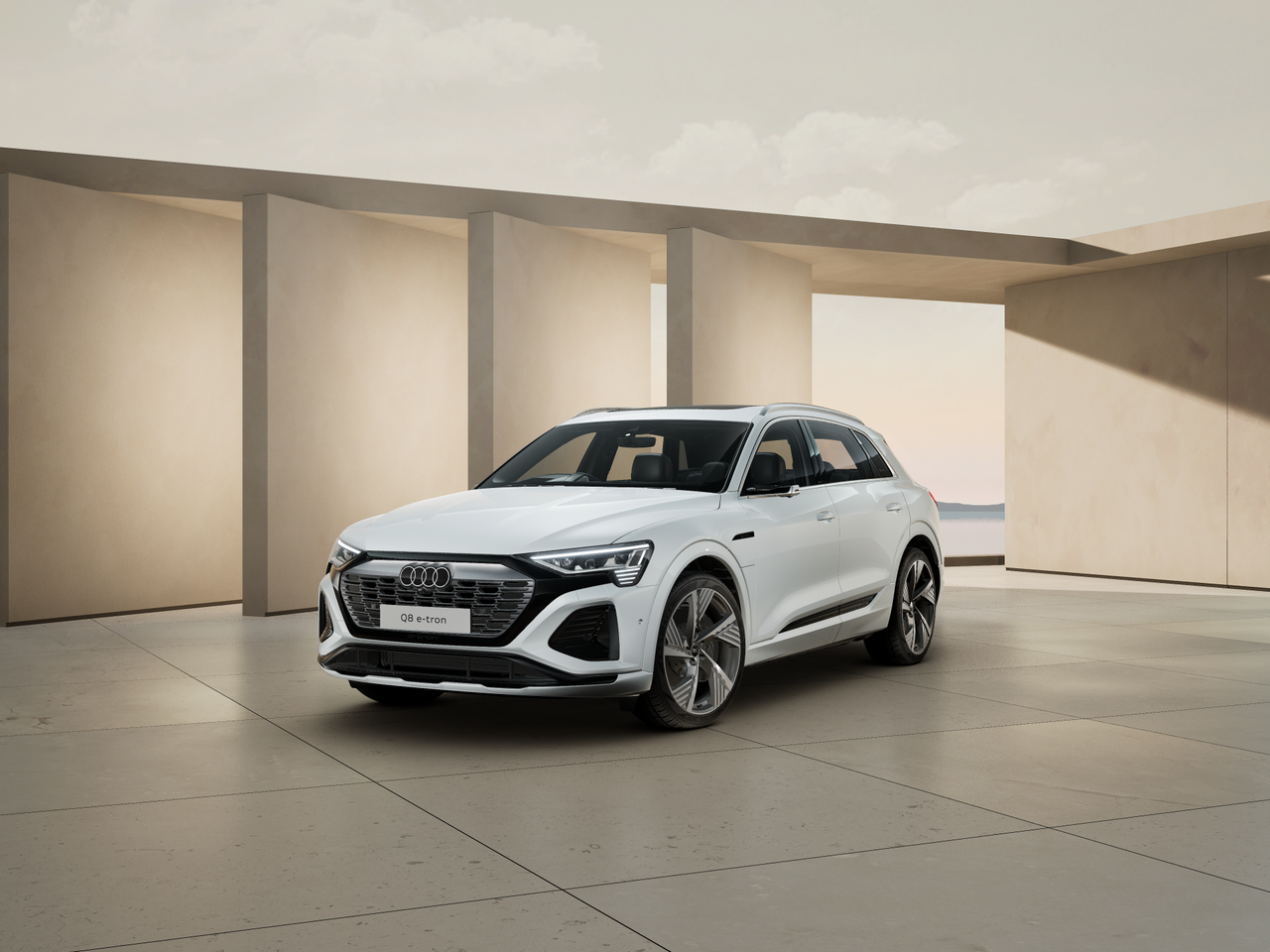 Image of a Q8 e-tron S line