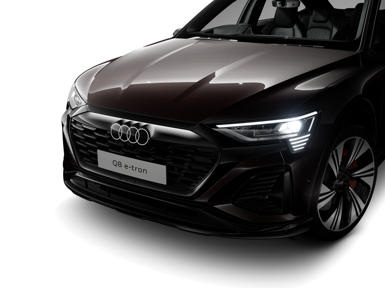 Image of a Q8 Sportback e-tron S line