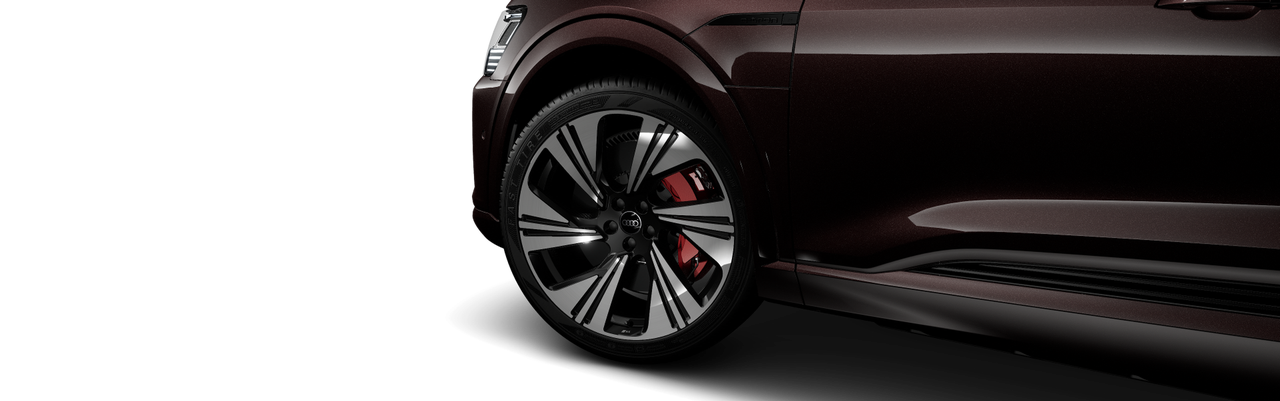 Image of a Q8 Sportback e-tron S line