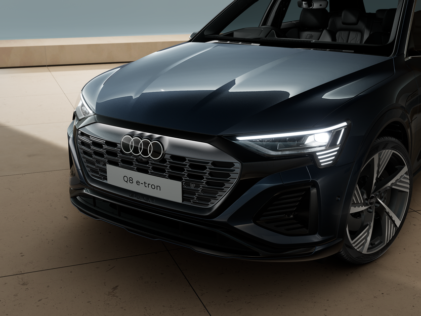 Image of a Q8 e-tron S line