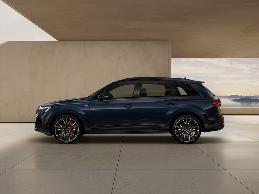 Image of a Q7 S line