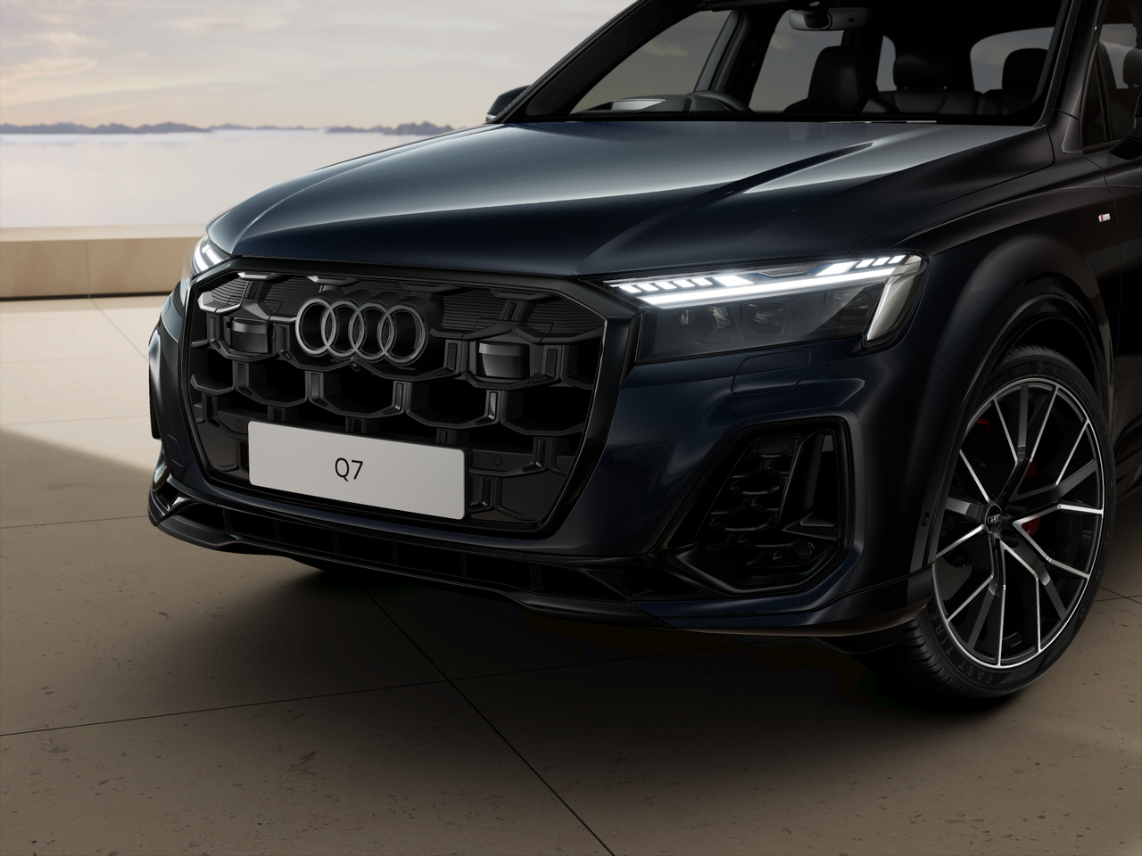 Image of a Q7 S line