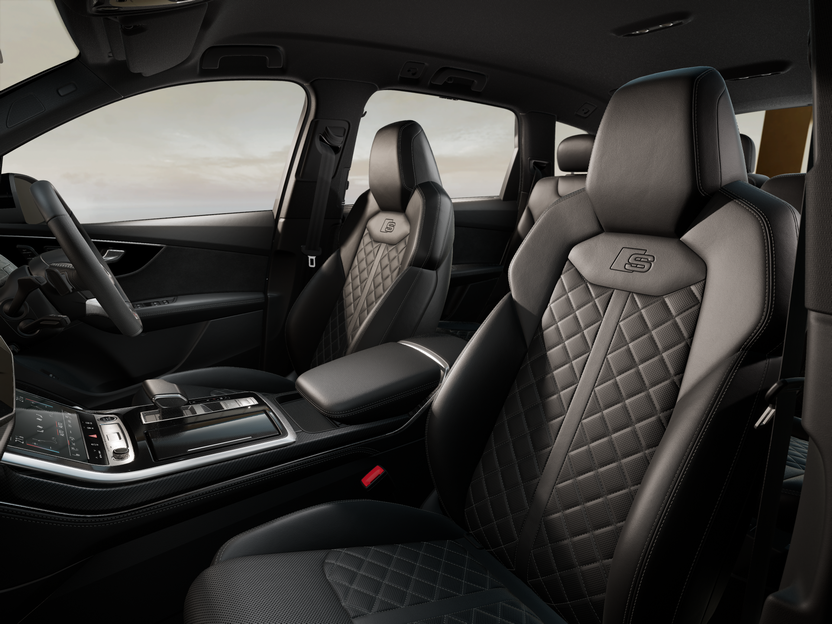 Image of a Q7 S line