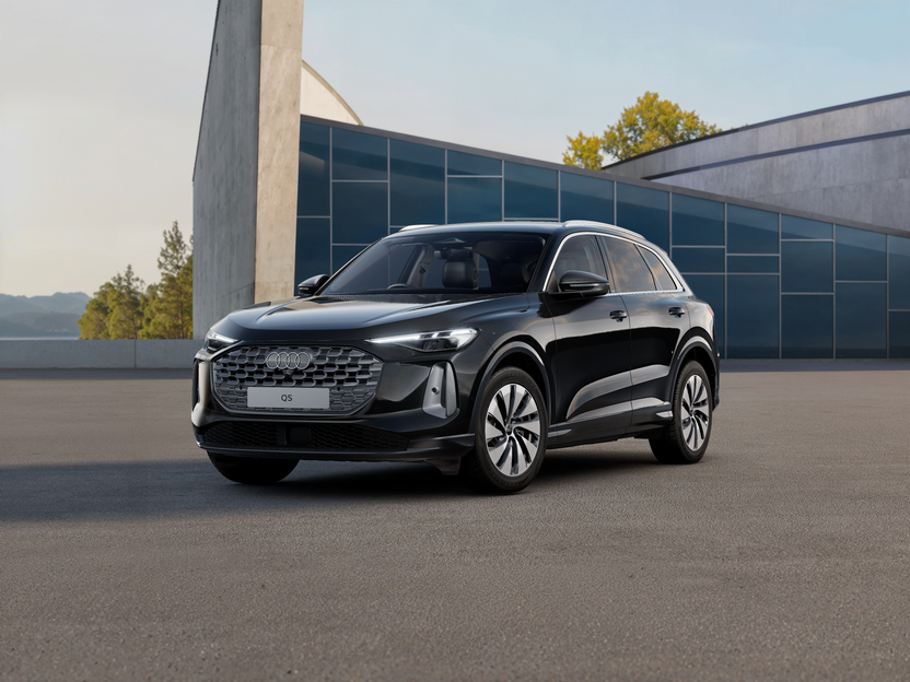 Image of a Q5 Advanced