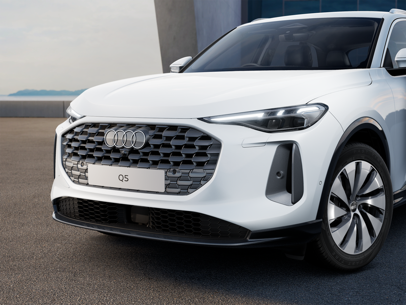 Image of a Q5 Advanced