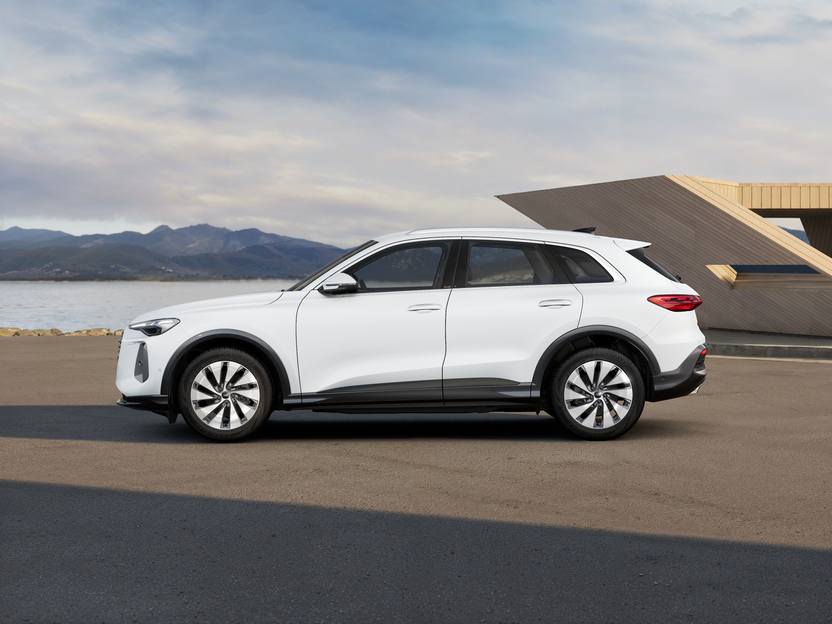Image of a Q5 Advanced