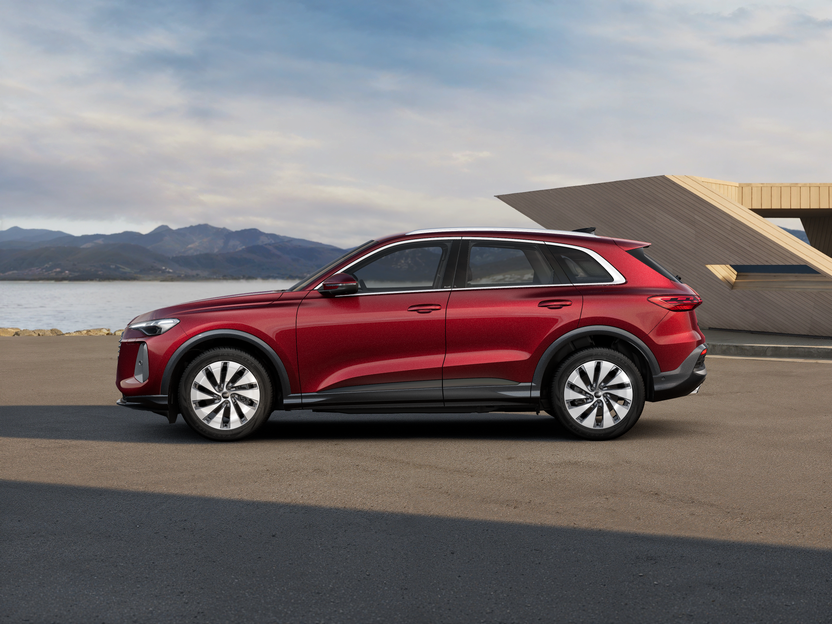 Image of a Q5 Advanced