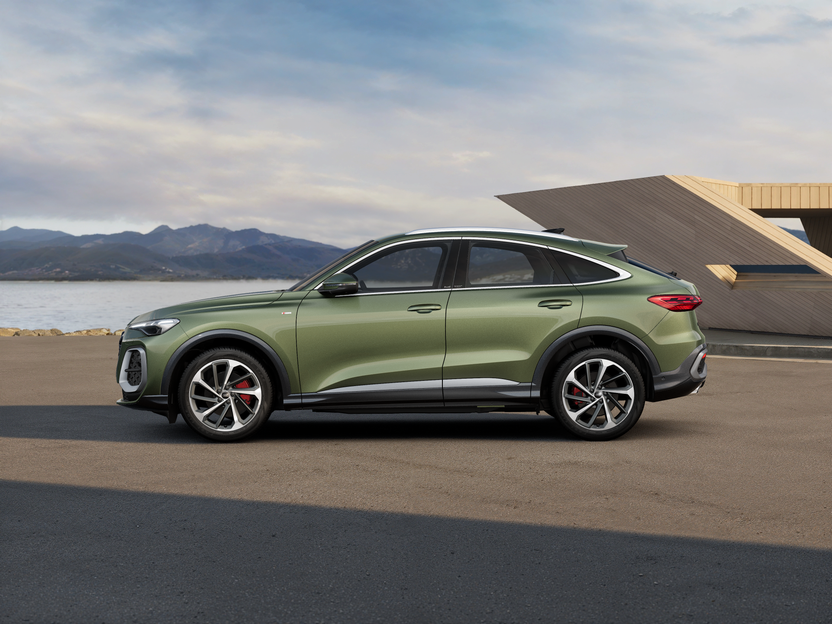 Image of a Q5 Sportback S line