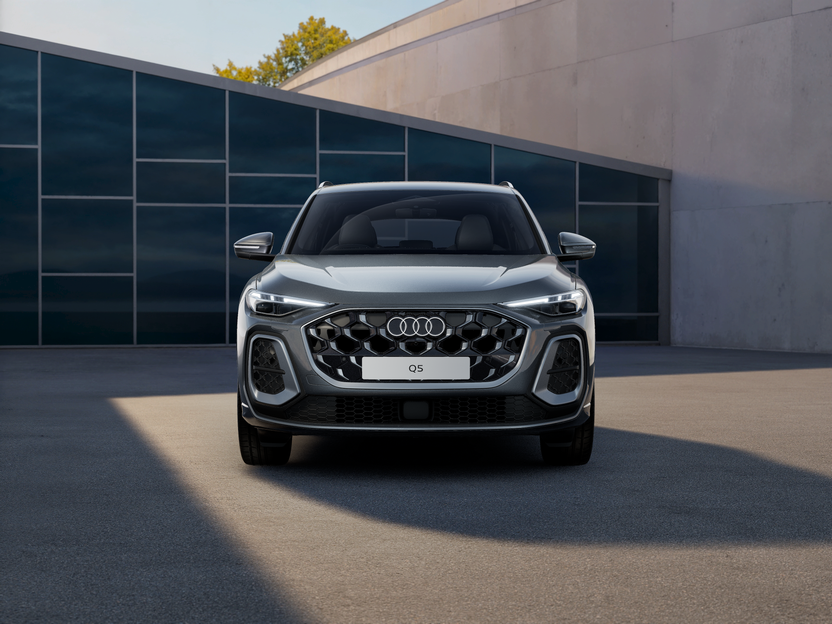 Image of a Q5 Sportback S line