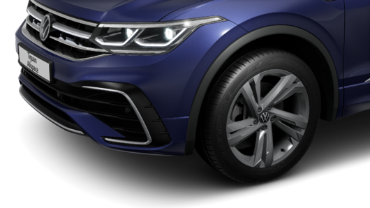 Image of a Tiguan Allspace R-Line IQ. DRIVE