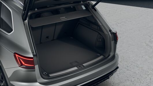 Image of a Touareg R-Line IQ. DRIVE