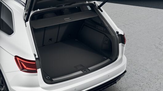 Image of a Touareg R-Line IQ. DRIVE