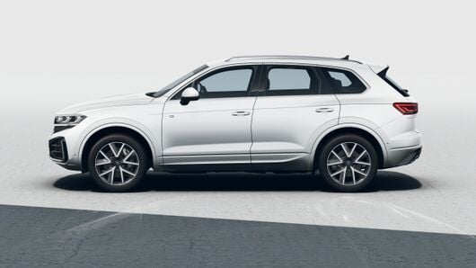 Image of a Touareg R-Line IQ. DRIVE
