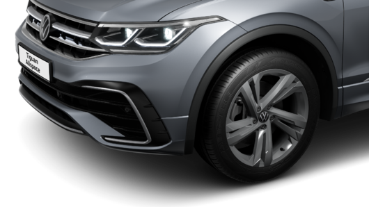 Image of a Tiguan Allspace R-Line IQ. DRIVE
