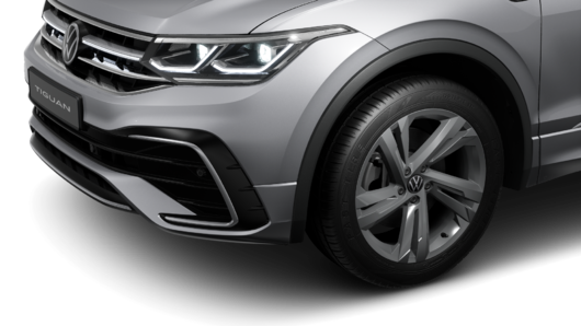 Image of a Tiguan Allspace R-Line IQ. DRIVE