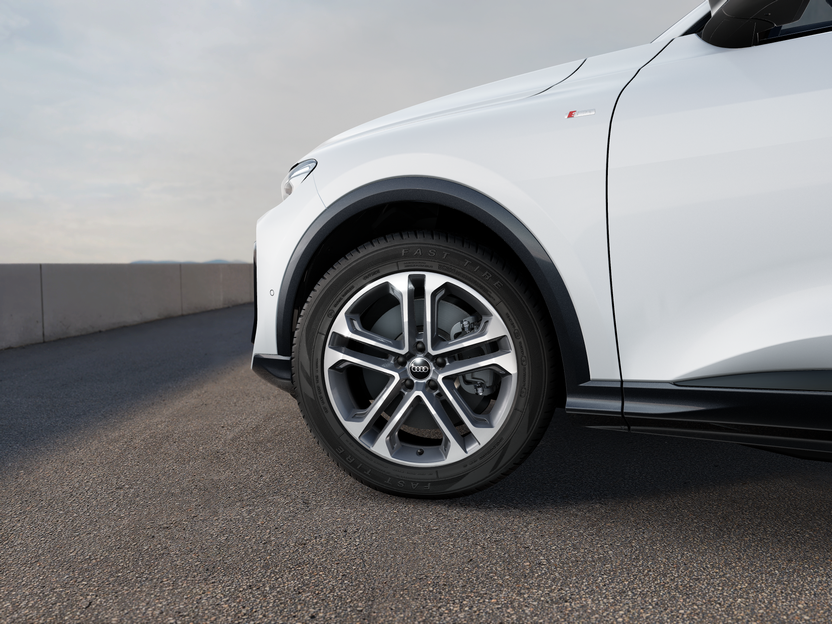Imagem de um Audi Q5 Sportback TDI quattro