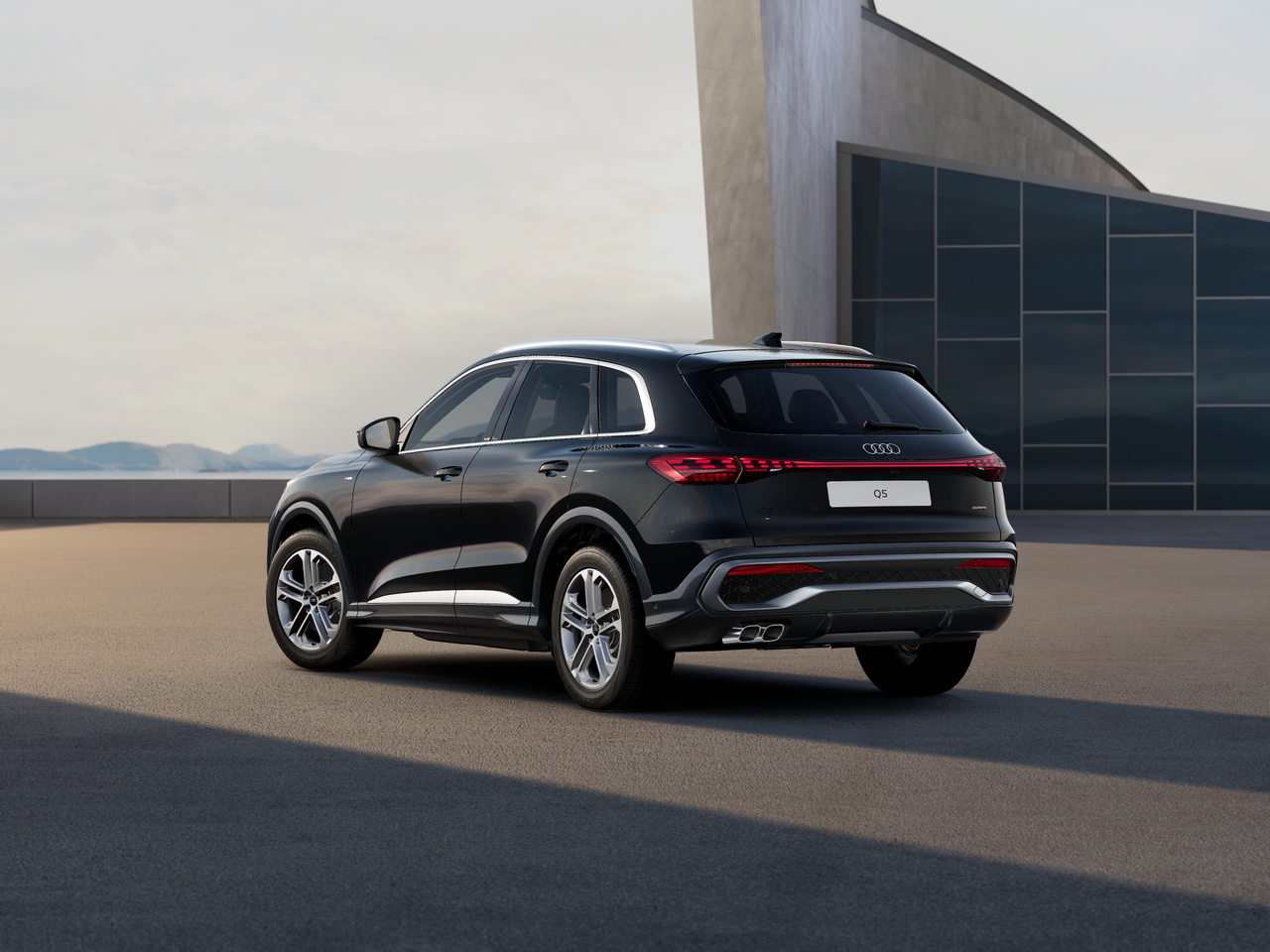 Imagem de um Audi Q5 SUV TDI quattro