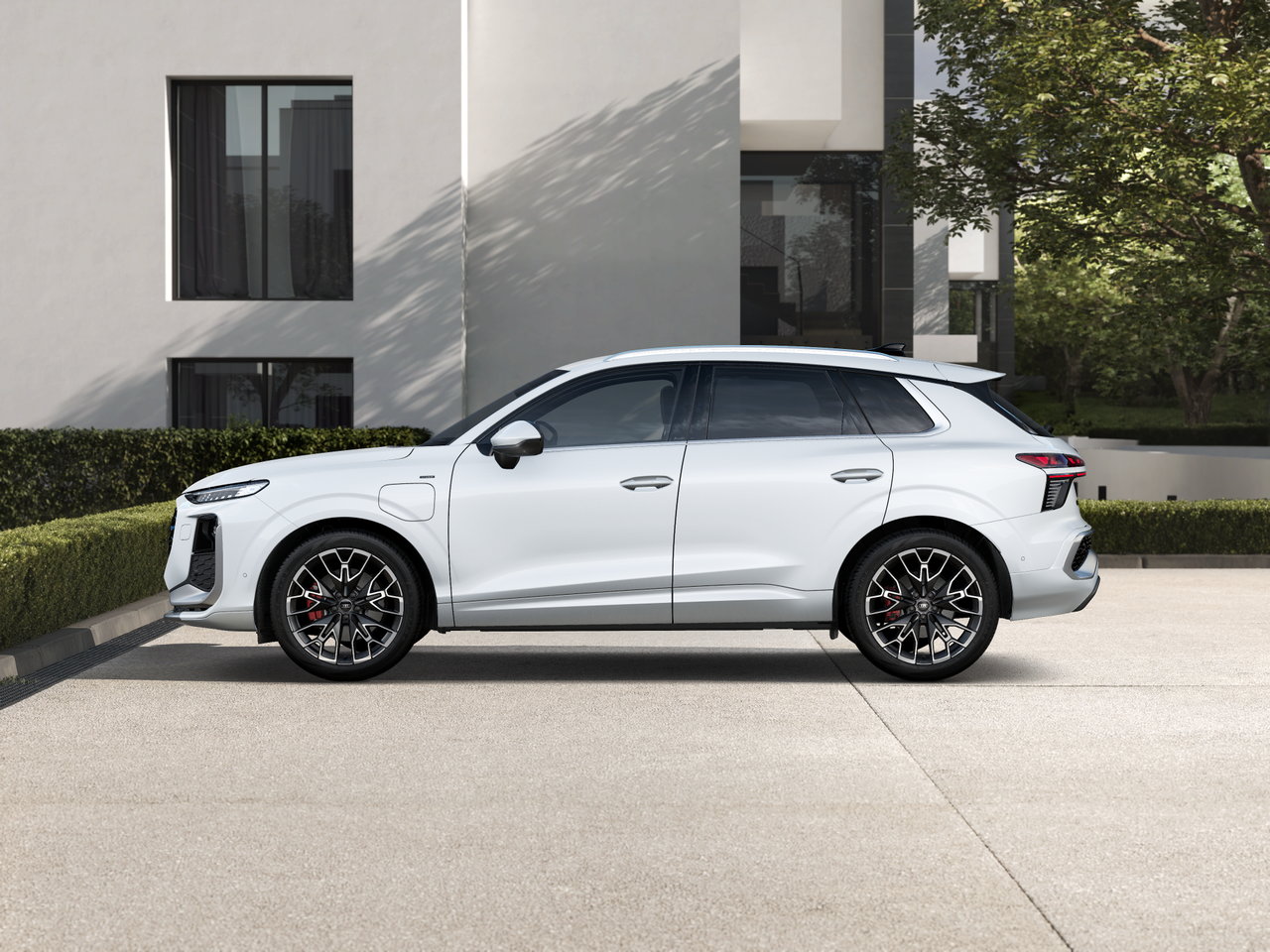 Imagem de um Audi Q3 SUV e-hybrid 200 kW MI