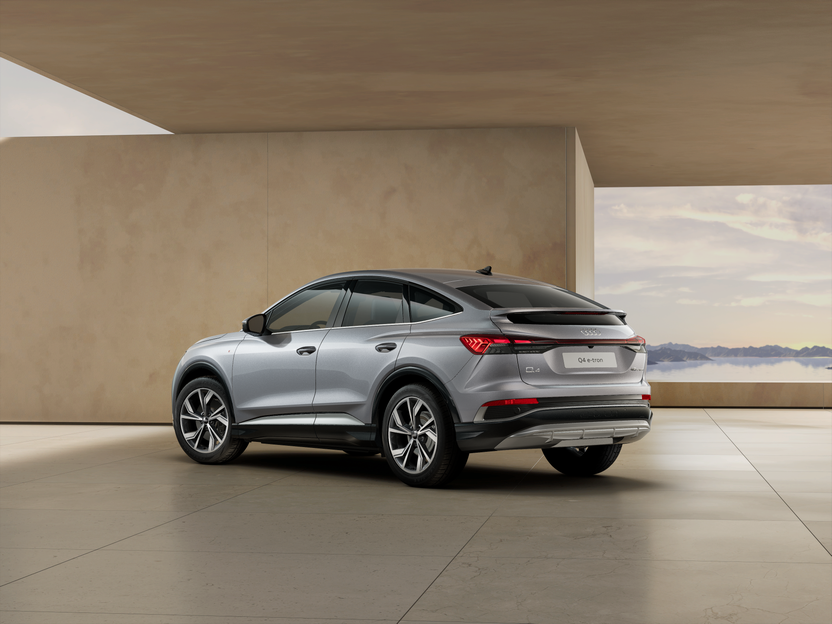 Imagem de um Q4 Sportback 45 e-tron 210 kW Business