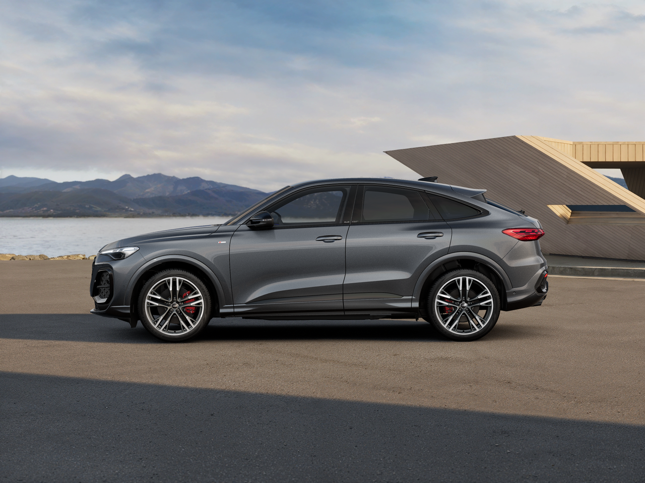 Imagem de um Audi Q5 Sportback TDI quattro