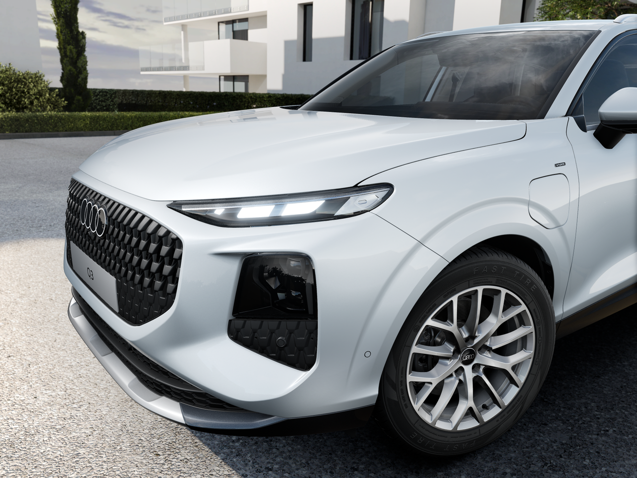 Imagem de um Audi Q3 SUV e-hybrid 200 kW Business