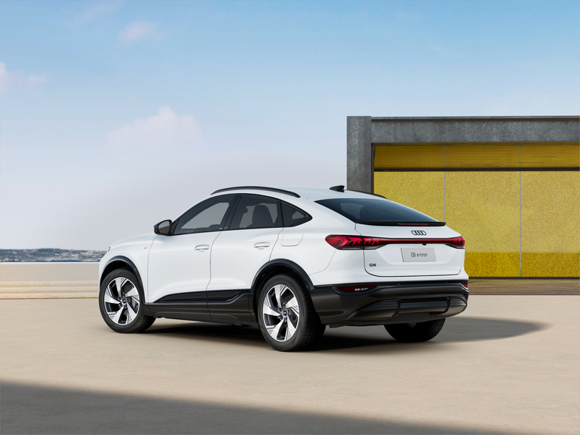 Imagem de um Audi Q6 Sportback e-tron performance SE