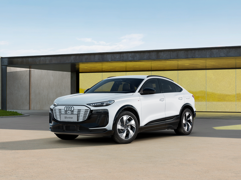 Imagem de um Audi Q6 Sportback e-tron performance SE