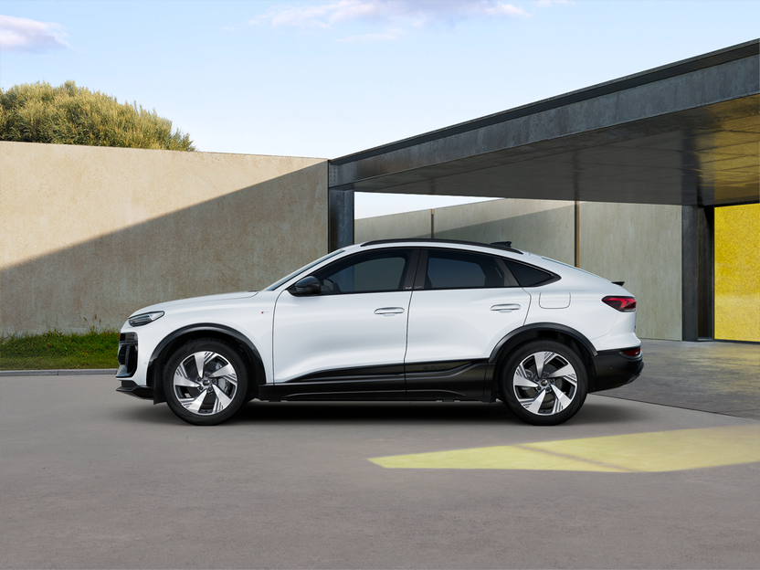 Imagem de um Audi Q6 Sportback e-tron performance SE