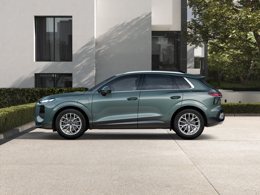 Imagem de um Audi Q3 SUV e-hybrid 200 kW Business