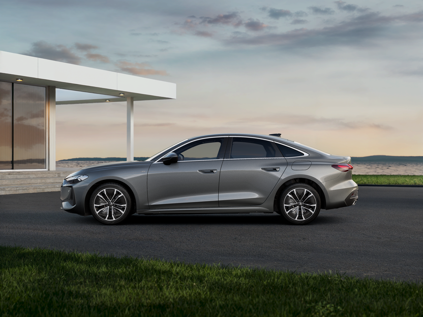 Imagem de um Audi A5 Limousine e-hybrid quattro 220kW