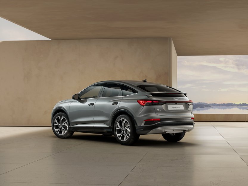 Imagem de um Q4 Sportback 45 e-tron 210 kW Business