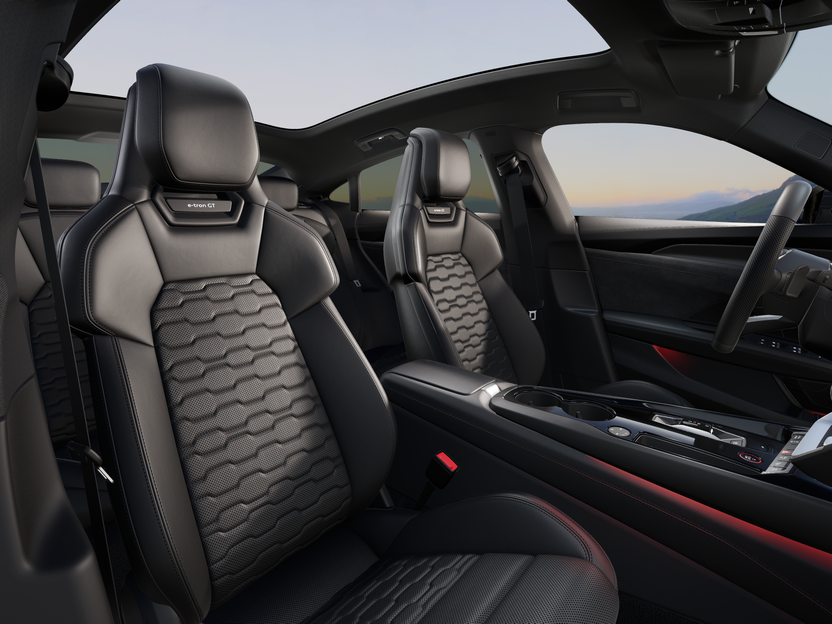 Imagem de um e-tron GT quattro